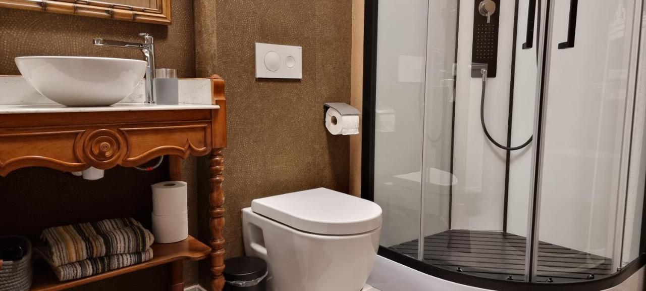 Logies La Chevre Folle - Lodging & Cooking In Style With Shared Kitchen Οστένδη Εξωτερικό φωτογραφία