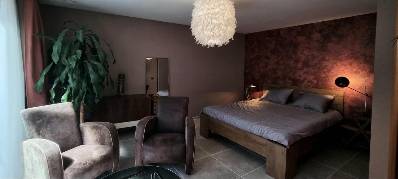 Logies La Chevre Folle - Lodging & Cooking In Style With Shared Kitchen Οστένδη Εξωτερικό φωτογραφία
